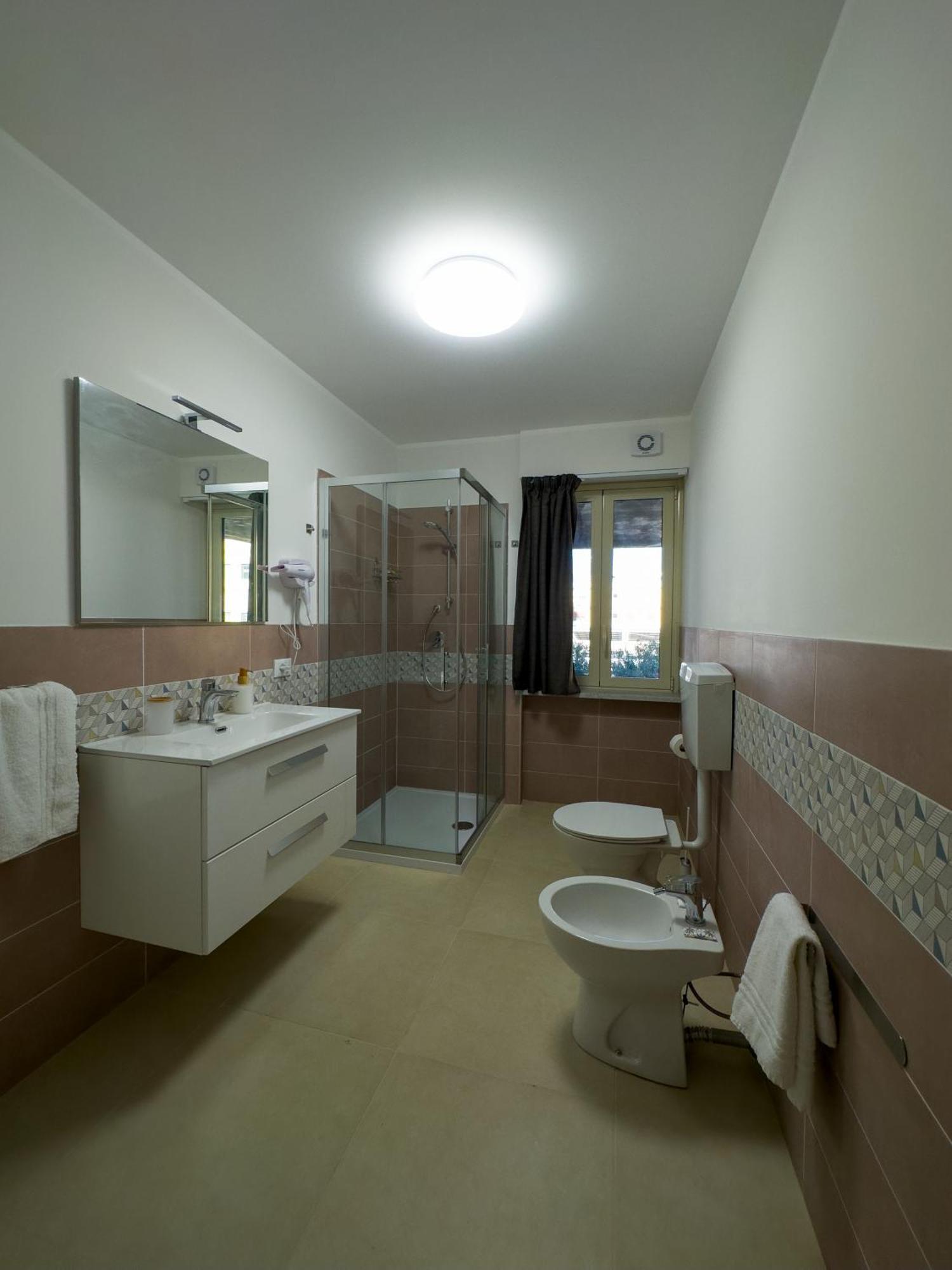 팔레르모 Un Passo Dal Porto B&B 외부 사진