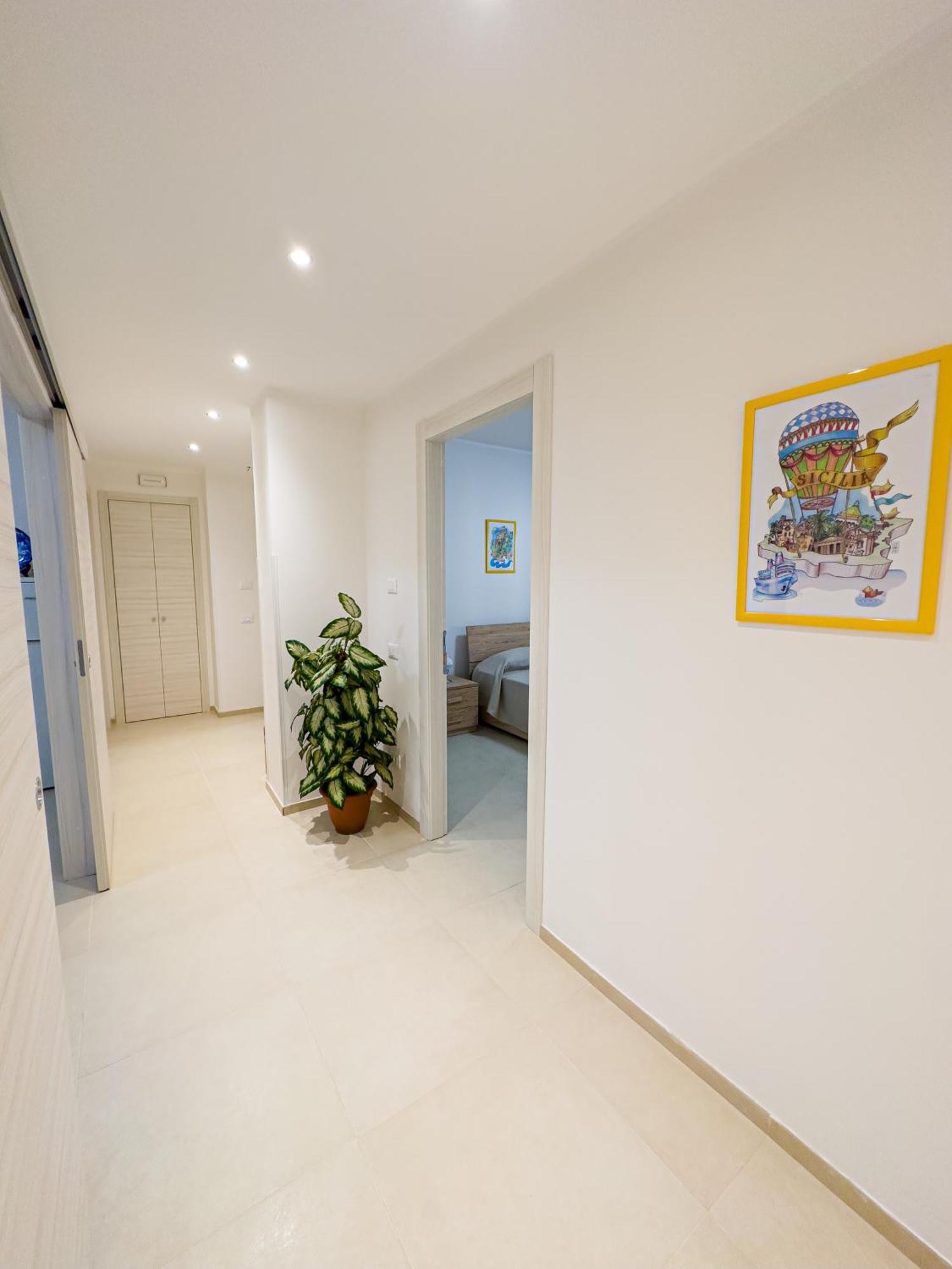 팔레르모 Un Passo Dal Porto B&B 외부 사진