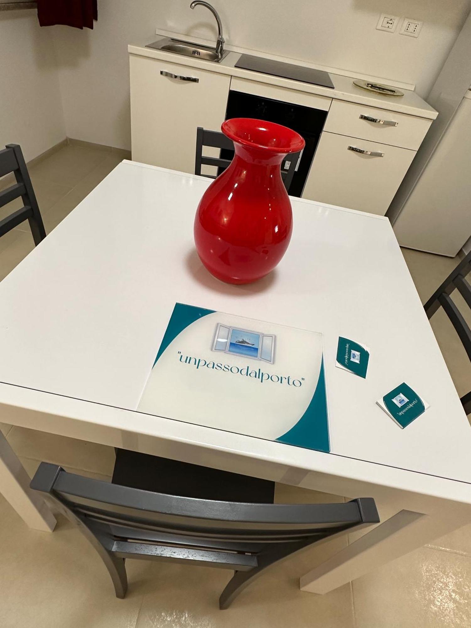 팔레르모 Un Passo Dal Porto B&B 외부 사진