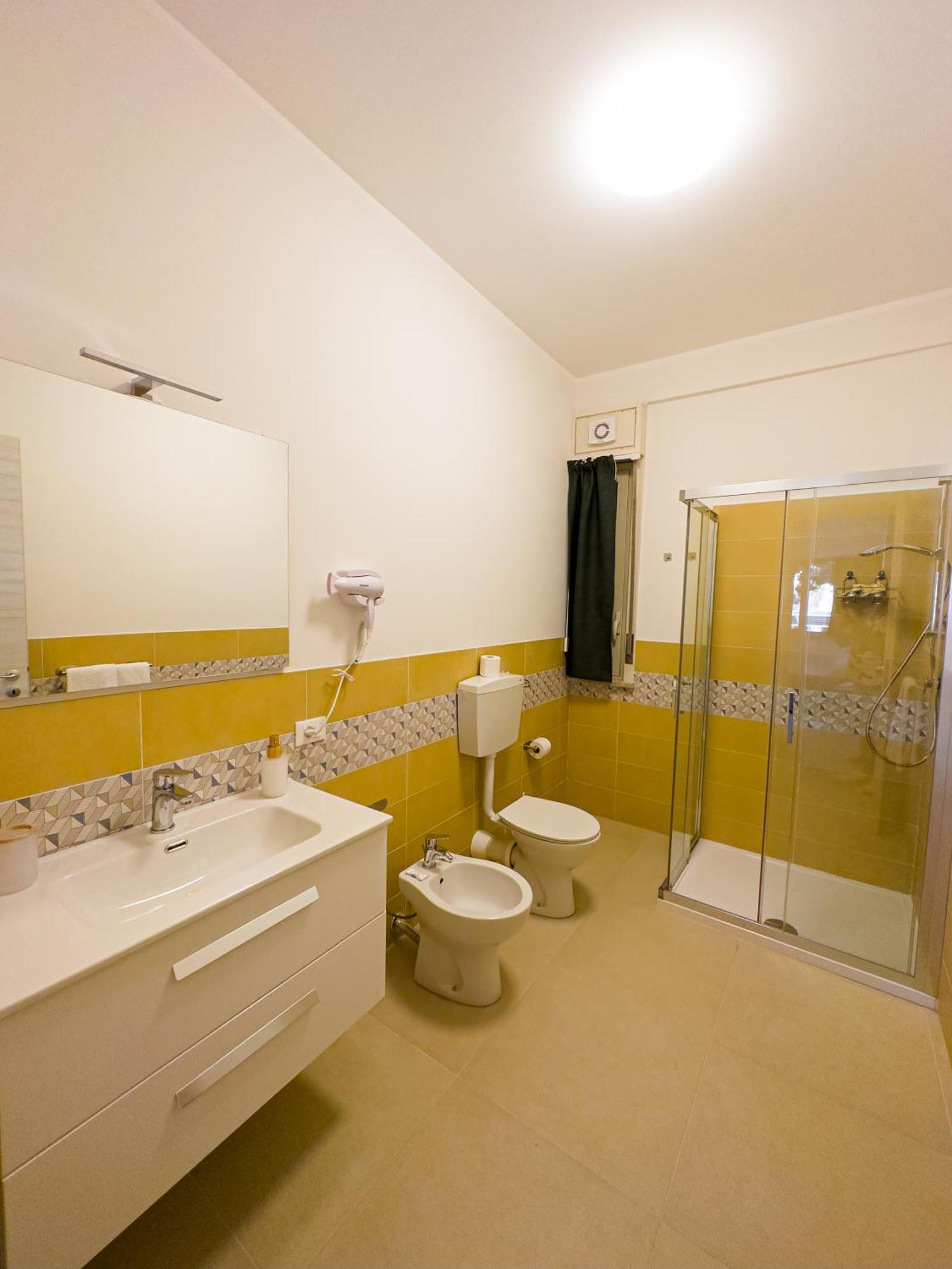 팔레르모 Un Passo Dal Porto B&B 외부 사진